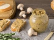 Такий паштет можна приготувати з будь-яких грибів