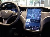 Каким образом Tesla "видит" дорожную обстановку в непогоду (Видео)