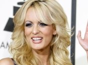 Порноактриса опубликовала книгу о романе с Трампом