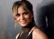 Голливудская актриса Холли Берри стала главной героиней свежего номера журнала Variety