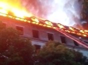 В Каменец-Подольском горел отель, одной из причин рассматривают поджог