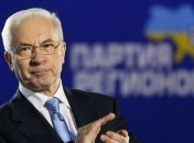 Азаров поздравил военнослужащих с Днем Вооруженных Сил Украины