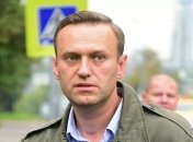 В России проходит суд над Алексеем Навальным: здание оцеплено, прохожих задерживают (видео)