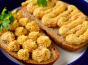 Спробуйте — і ви будете їсти тільки паштет із оселедця