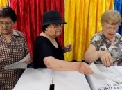 Экзит-полл: Социал-демократы одержали убедительную победу на выборах в Румынии