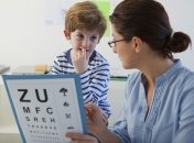 Контактные линзы для ребенка: дразнилок больше не будет