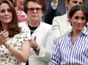 Что делают женщины в королевской семье, чтобы их юбки не задирались