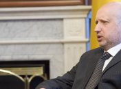 Турчинов заявил, что народ Украины сам может обустроить наш общий дом, а федерализация восточных регионов является путем к самоуничтожению.