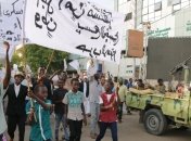 Силы безопасности Судана открыли огонь по протестующим: Двое погибших 