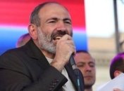 В Ереване проходит митинг сторонников премьера Пашиняна