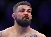 Боєць UFC нокаутував п'яного чоловіка (Відео)