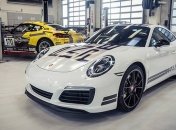 Porsche выпустила спецверсию 911-й модели в честь марафона в Ле-Мане