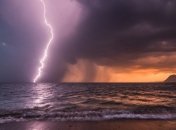 Тропический шторм "Барбара" усилился до урагана и движется к Мексике