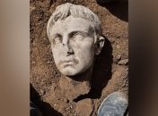 В Италии нашли мраморную голову первого римского императора (фото) 