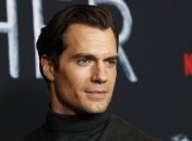 Звезда "Ведьмака" Генри Кавилл отпраздновал День святого Валентина со своей собакой (Фото)