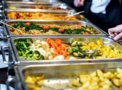 Дети погибших военных ООС будут бесплатно питаться в школах и детсадах