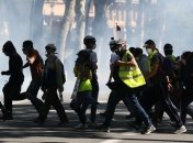 "Желтые жилеты" во Франции с новой силой возобновили протесты 