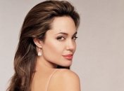 Анджелина Джоли заранее готовилась к разводу с Питтом