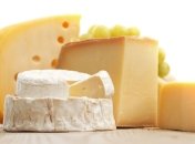 Что полезнее: сыр или творог