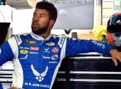 Гонщик NASCAR потерял сознание после 500-мильного заезда (Видео)