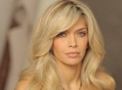 Вера Брежнева показала поклонникам интересное селфи