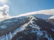 На Прикарпатье в горах сошла лавина