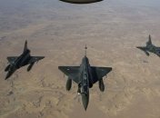 Алжир открыл воздушное пространство для ВВС Франции