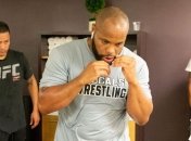 Кормье посоветуется с женой касательно продолжения карьеры