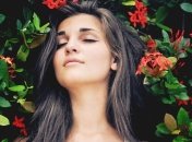 Правила загара для брюнеток