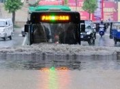 На юге Китая идут проливные дожди