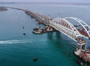На Керченском мосту треснула опора
