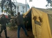Полиция не будет разгонять "Палаточный городок" возле Рады 