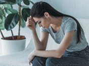 Грустная женщина