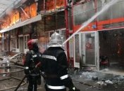 Пожар в ТЦ "Барабашово" в Харькове полностью погасили