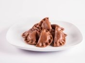 Страва, яку ви ніколи не куштували — шоколадні вареники з вишнями