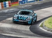 Электрокар Porsche установил невероятный рекорд скорости (Видео)