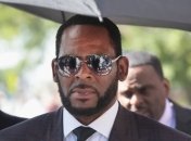 Теперь не отвертится: R. Kelly получил ордер на арест