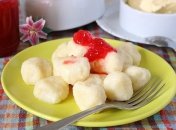 Ліниві сирники — відмінна альтернатива звичайним смаженим