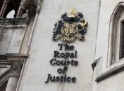 Названа сумма, которую РФ требует за приостановку решения суда Лондона