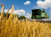 Рынок земли, рост пенсий и соцвыплат, деньги вместо бэби-боксов: что ждет украинцев с 1 июля