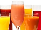 Соки вреднее для эмали зубов, чем другие напитки 