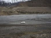 В Непале сорвался с обрыва джип, который перевозил 25 человек