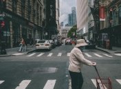 Пандемия коронавируса: в мире число погибших от COVID-19 близится к 1 млн