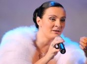 Елена Ваенга показала сына 