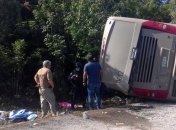 Минимум 12 человек погибли вследствие аварии автобуса с туристами в Мексике