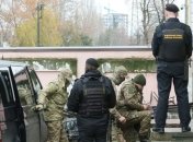 На помощь захваченным украинским морякам крымчане собрали крупную сумму денег