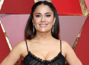 Когда мама против гаджетов: Сальма Хайек всегда берет дочь с собой на работу