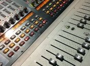 Зеленский и Порошенко не проведут дебаты через телемост