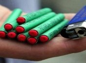 7-летнему мальчику на Львовщине оторвало пальцы петардой во время игры с братом