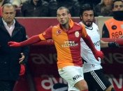 "Галатасарай" обыграл "Бешикташ"